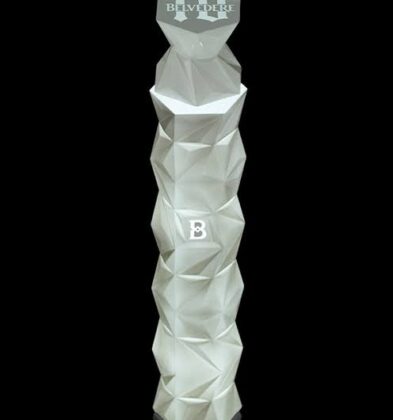 BELVEDERE 10 NAKED